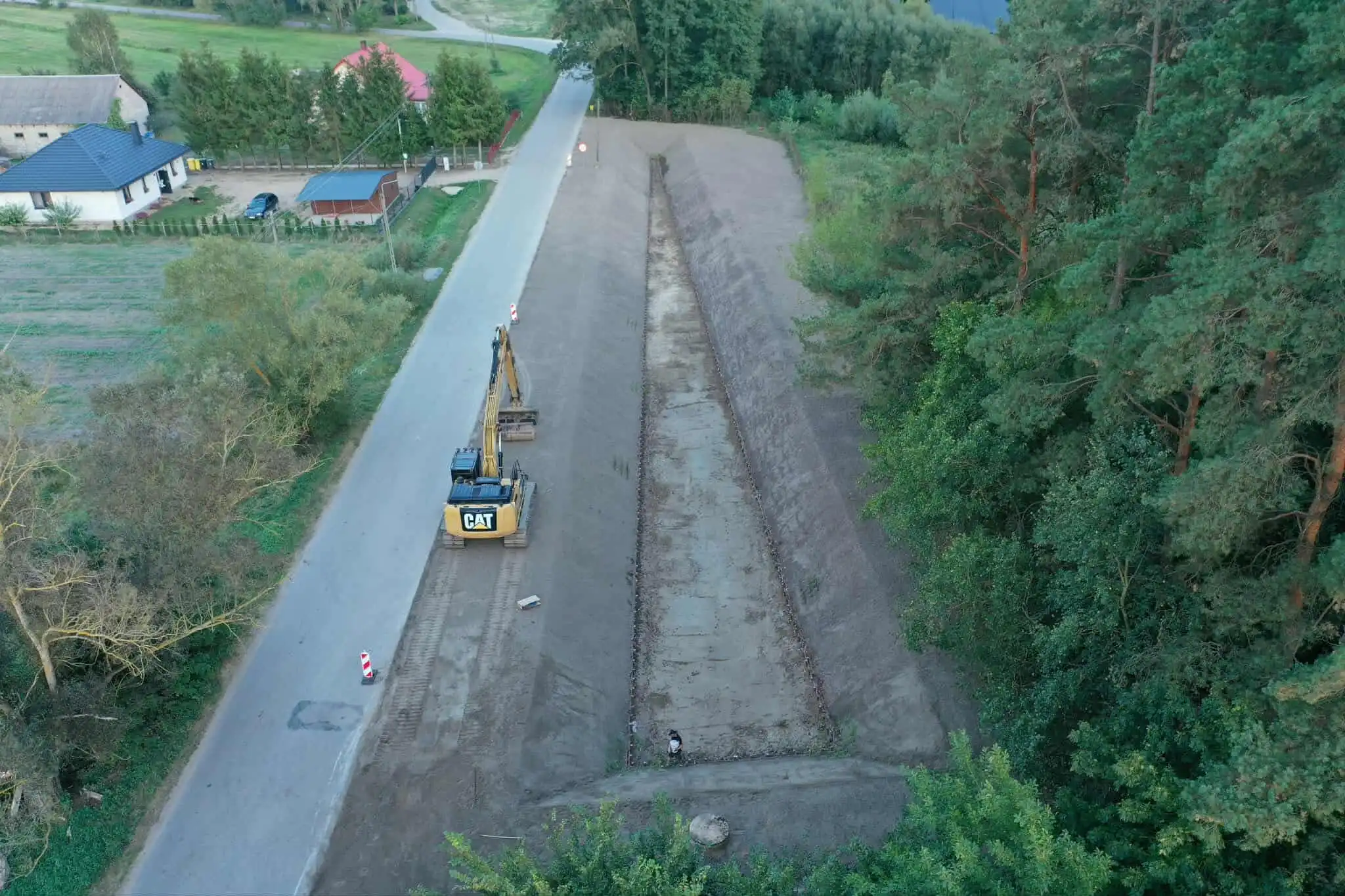 Budowa zbiornika wodnego małej retencji we wsi Dubno, Gmina Boćki - po