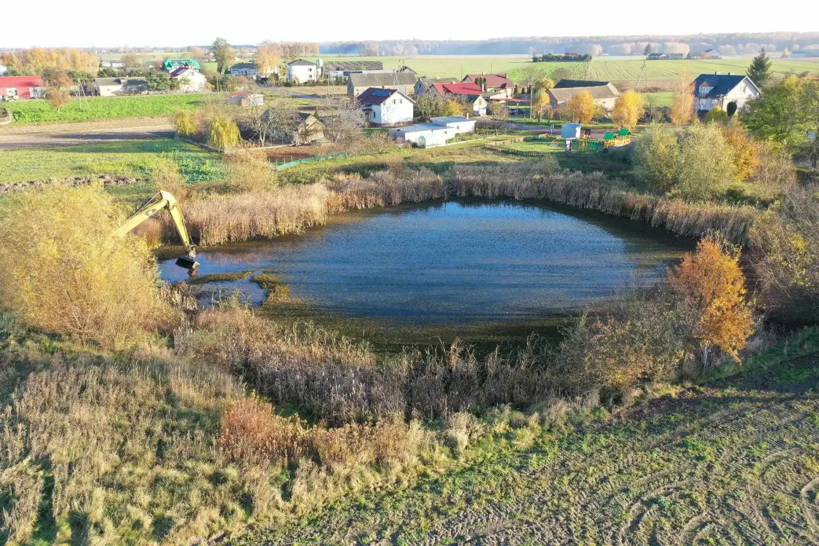 Przebudowa zbiornika retencyjnego w miejscowości Rogienice, Gmina Gozdowo - przed