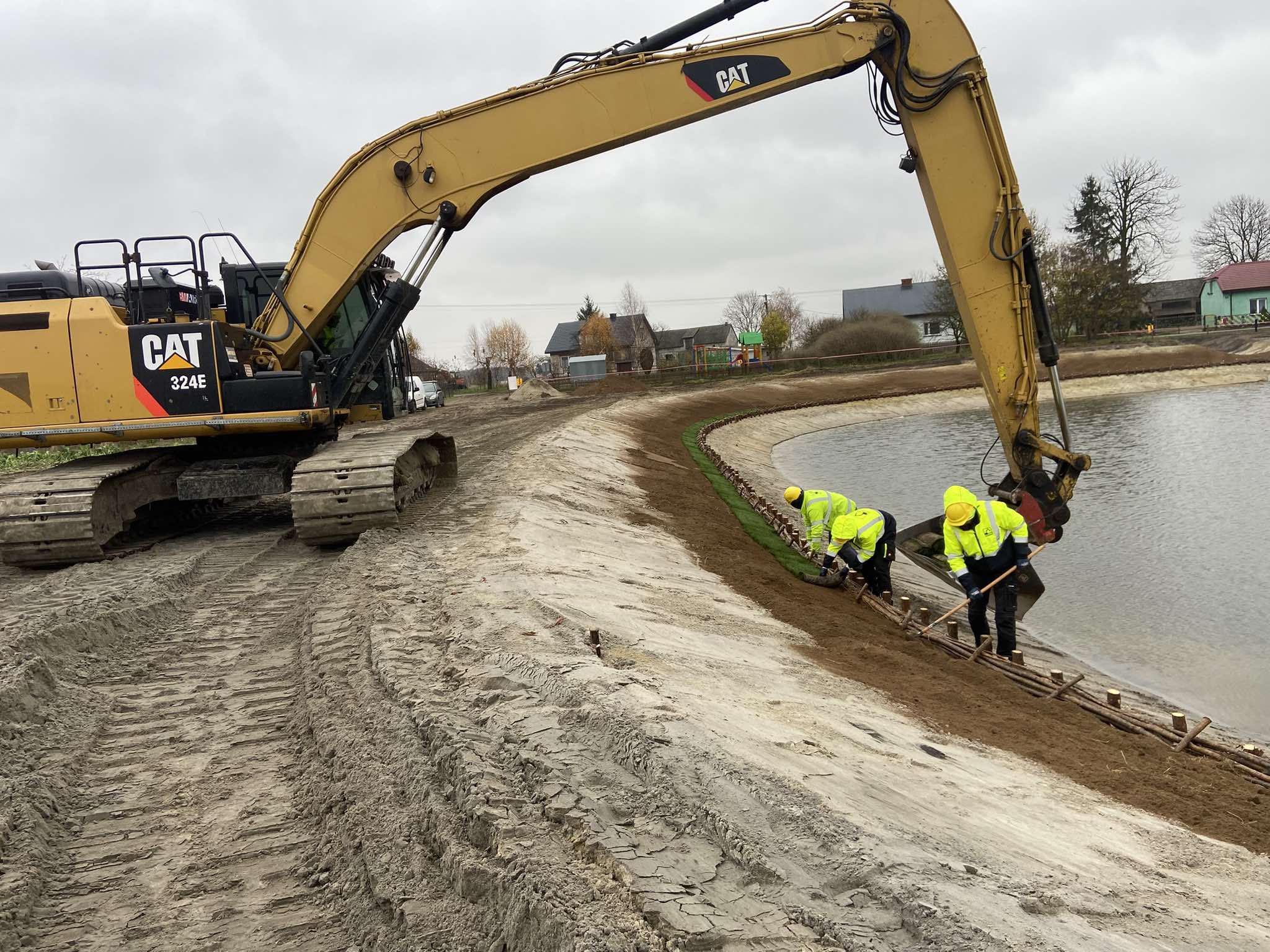 Przebudowa zbiornika retencyjnego w miejscowości Rogienice, Gmina Gozdowo